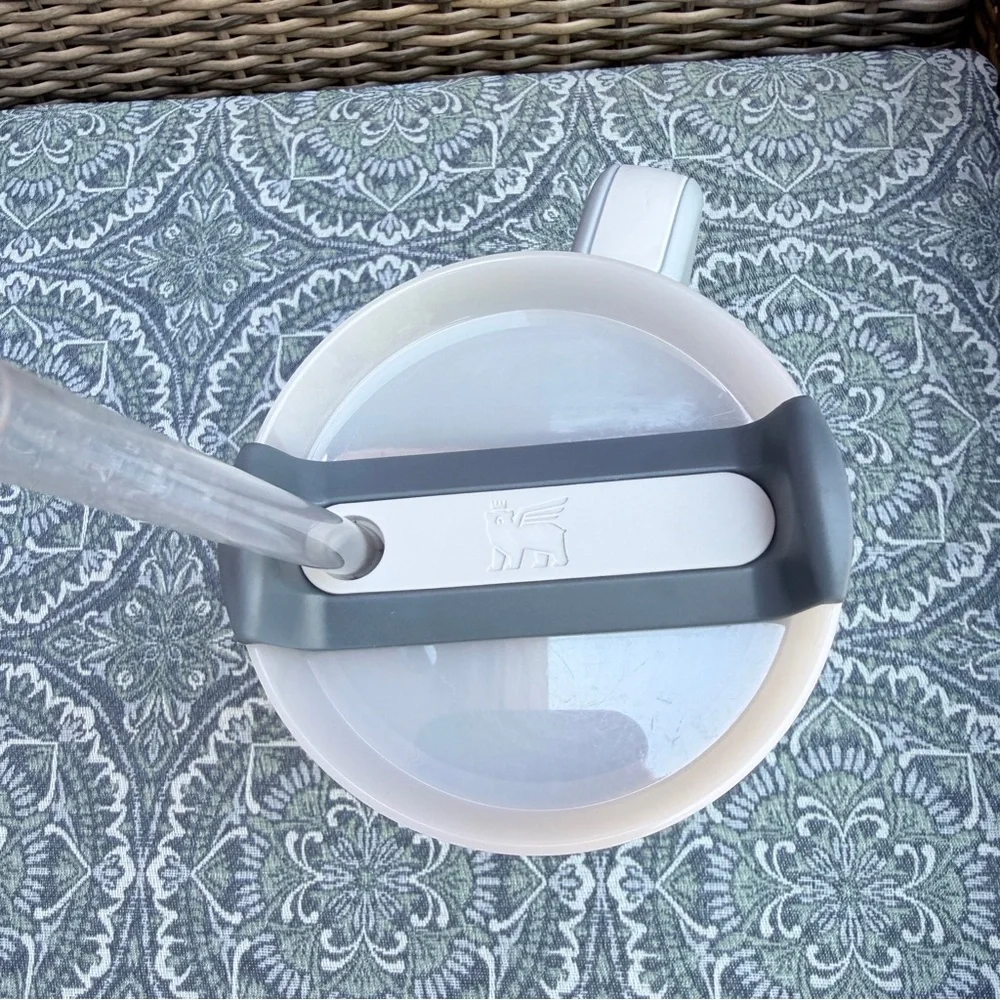 Stanley The Quencher H2.0 Flowstate Tumbler 40oz Chambray Blue Water Bottle Mug - Picture 6 of 13